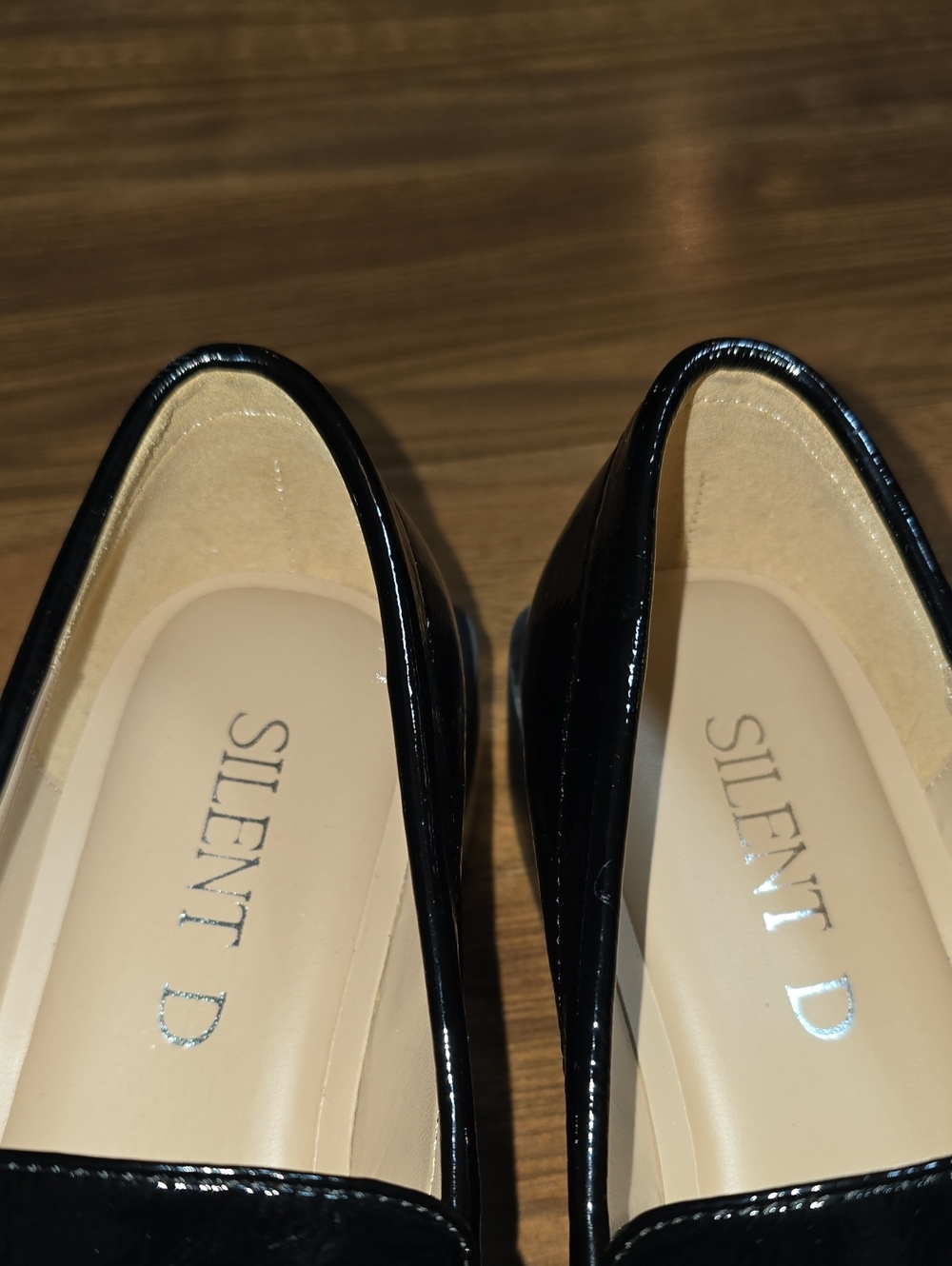 Silent D Lara Crinkle Patent Leather Black Loafers - Picture 8 of 10